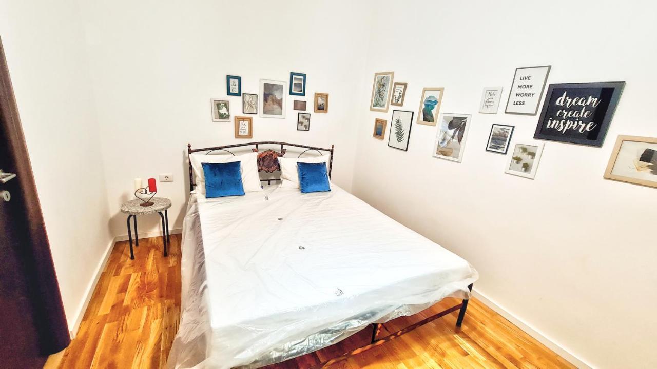 Spacious 5* Luxury In Historic Center Free Parking Cluj-Napoca Exterior photo